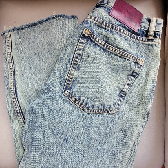 Teddy Fresh Women's Green Acid Wash Jeans Size 26 High Rise Raw Hem Button Fly - Picture 15 of 15